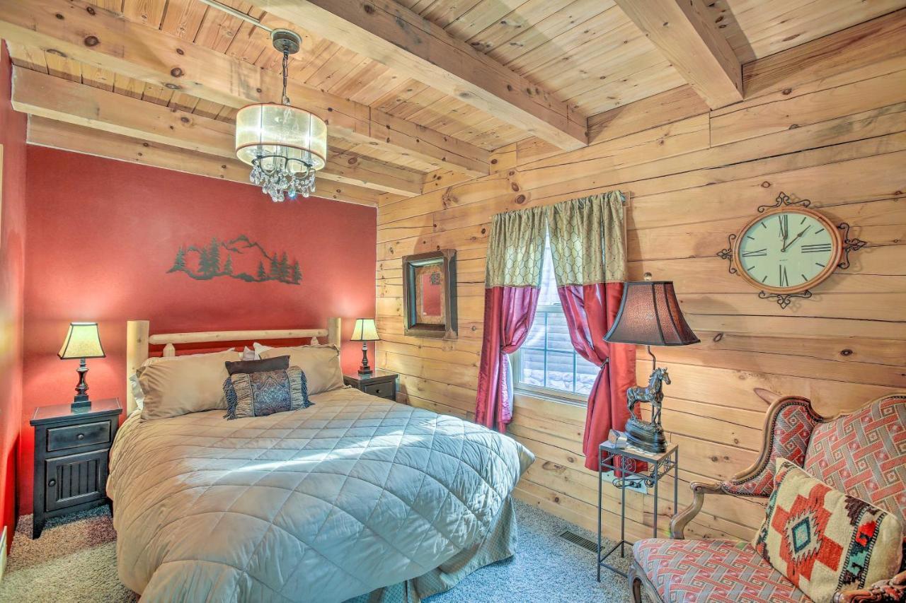 Resort Cabin With Fire Pit Golf, Hike And Play! Rothbury Zewnętrze zdjęcie